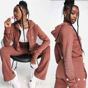 🩷FIRM PRICE🩷 Adidas 2000 luxe cropped track top